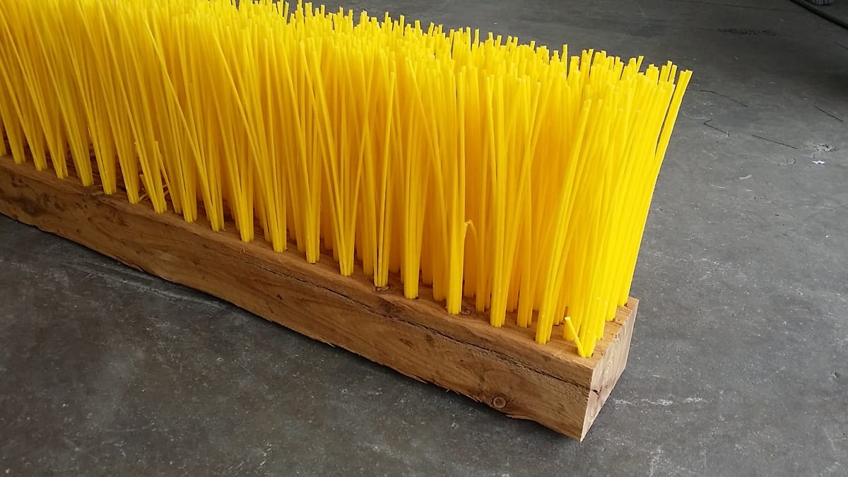 ÖZEL İMALAT FIRÇA 3